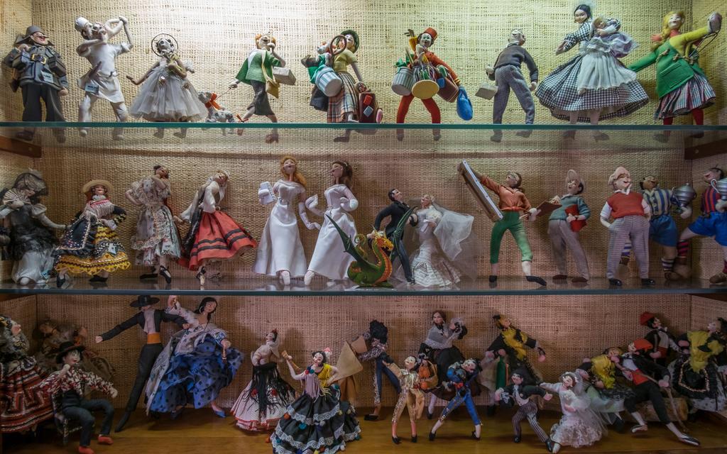 Готель Sant Jordi Монбріо-дель-Камп Екстер'єр фото
